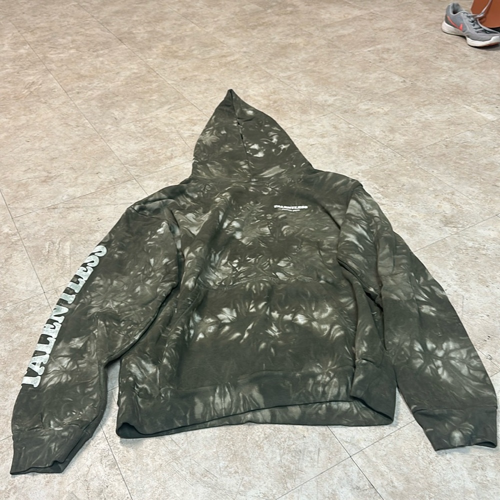 @ talentless XL hoodie